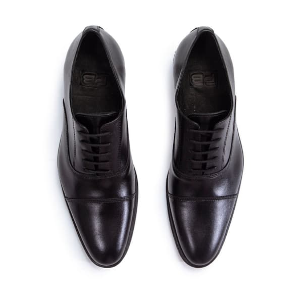 Zapato de cuero vacuno amsterdam negro brillo